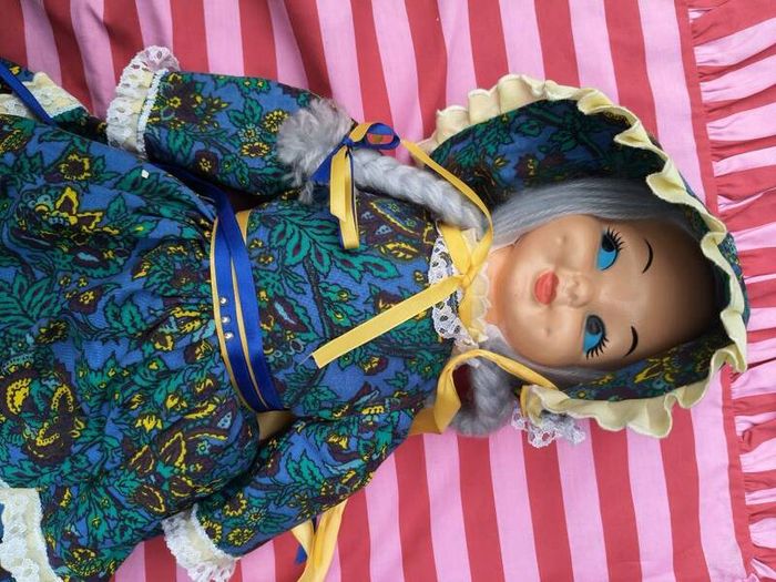 2 x Vintage Dolls