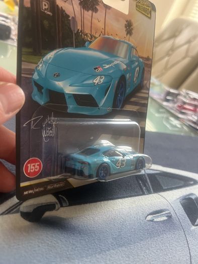 Hot wheels Premium #155 2021 Toyota Supra GR