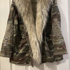 Camouflage print Jacket with fur BNWT