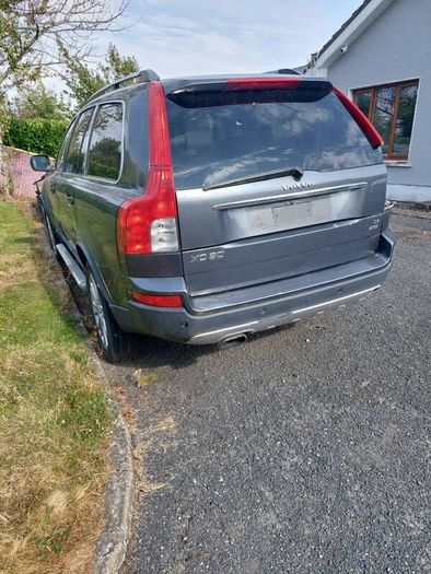 Volvo xc90s 2.4d5 for breaking, also can run diagnostics