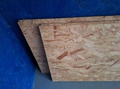 2 Wood Planks 8ft x 2ft
