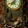 heavy brass clock (battery operated)(in working order) Image 9