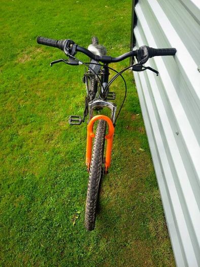 Apollo boys mountain bike