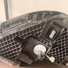 Volkswagen Tiguan front left head light