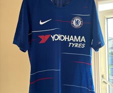Chelsea FC soccer jersey S