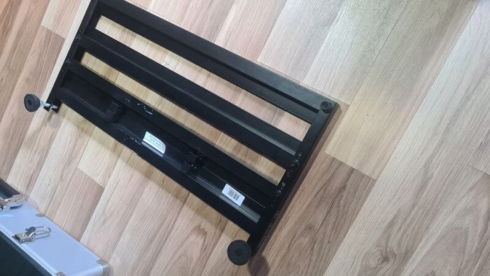 Harley Benton pedal board