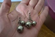 Vintage silver ball earrings