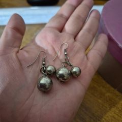 Vintage silver ball earrings