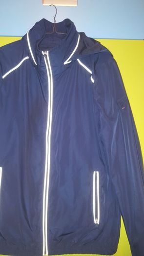 Tommy Hilfiger jacket size S