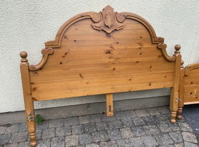 Free Solid Pine King Size Bed