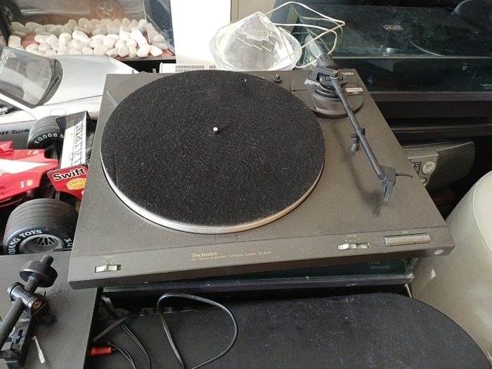 Technics Turntable