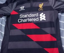 liverpool away jersey small