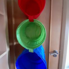 Hanging storage with 3 sections