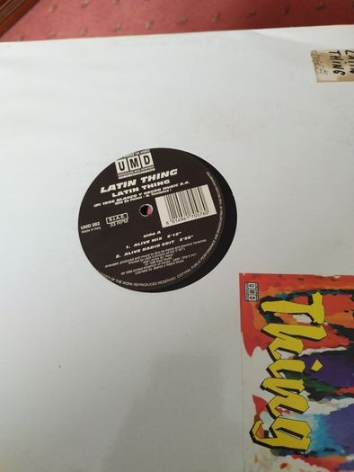 5e 12s >> house / techno / hip-hop / drum n bass / disco edits / breaks etc 12" clearance