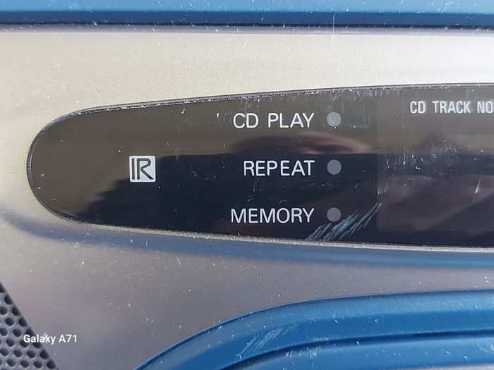SANYO CD, Tape and Radio music System, Model MCD-Z155L, in excellent condition, and all functions work fine,