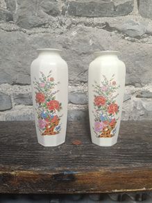 Vintage Japanese Porcelain Vase Pair - Bird & Peony Design