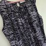 Calvin Klein Womans Sleeveless Printed Pleat-Neck Top Image 2