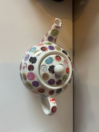 AVOCA Buttons Tea Pot