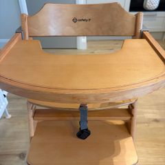 highchair