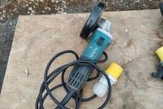 Makita GA5030R Angle Grinder 125mm