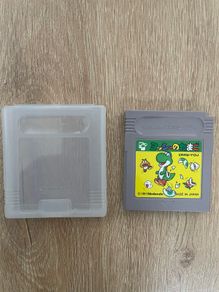 Nintendo Gameboy Game Yoshi