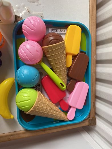 Plastic food