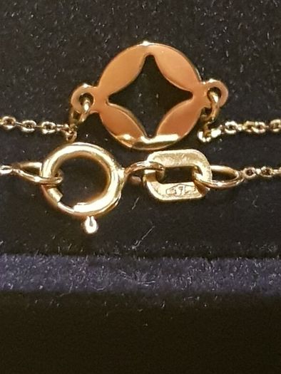 9 ctgold  necklace