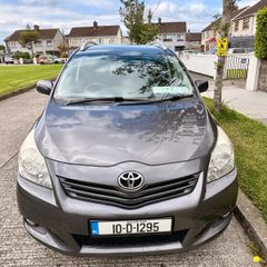 2010 Toyota Verso