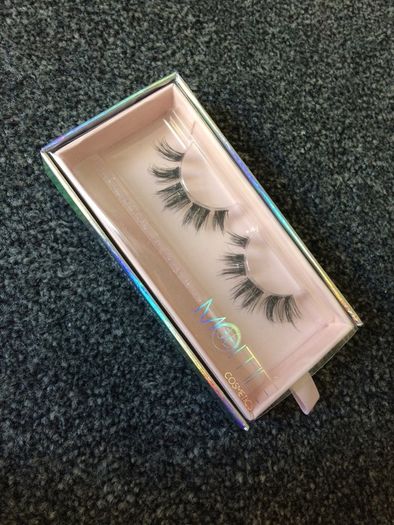 Moitie lashes