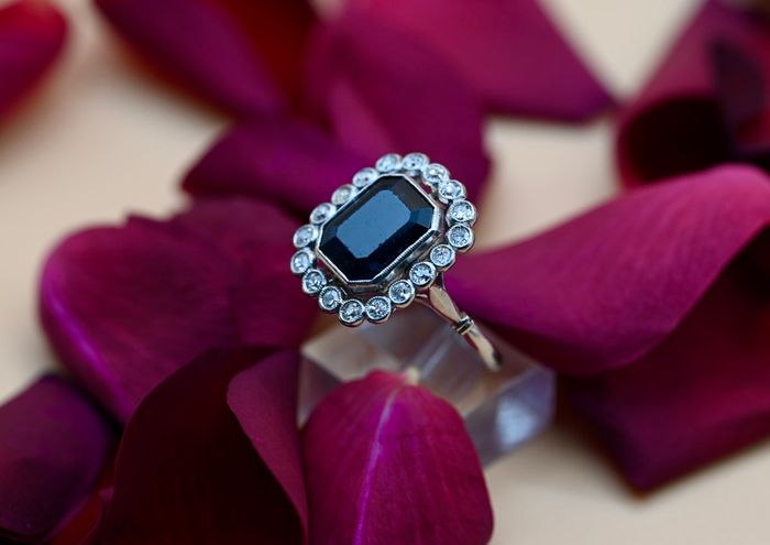 Art Deco Sapphire & Diamond Ring - Platinum