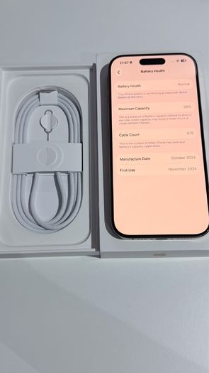 iPhone 16 Pro 128GB Desert titanium unlocked