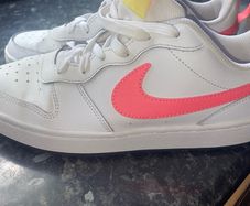 nike court  runners