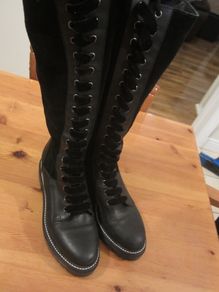 CARVELA     black knee high size 6