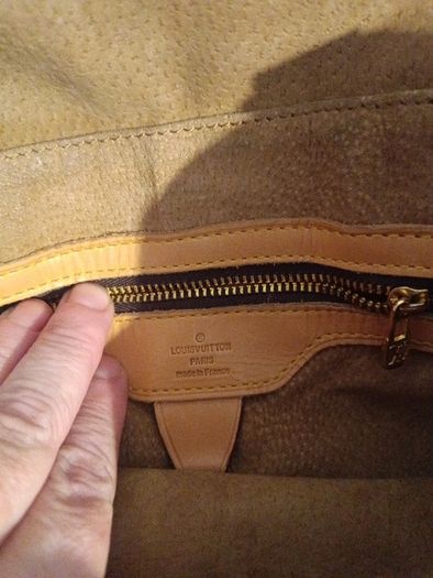 Handbag