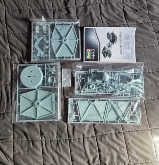 Star Wars Mandalorian Tie Fighter Model