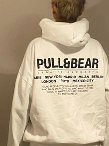 Pull and bear hoodie off white