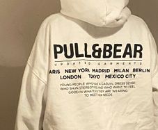Pull and bear hoodie off white