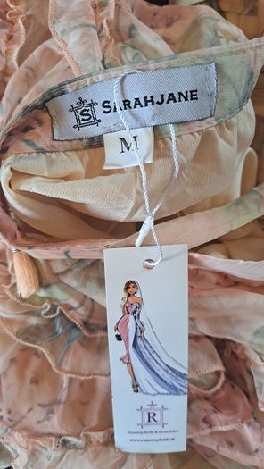 Sarah Jane Dress Size M ( New With Labels)