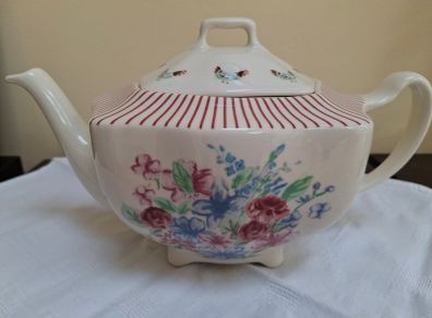 Johnson Brothers Ceramic teapot