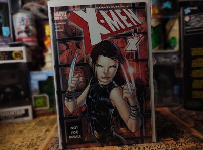 Uncanny X-Men ! Issue #451 ! 1st X-Men Versus X-23 ! Marvel Legends Edition ! 2004 ! by Marvel !