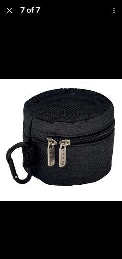 2 Minirig 4 Bluetooth speakers