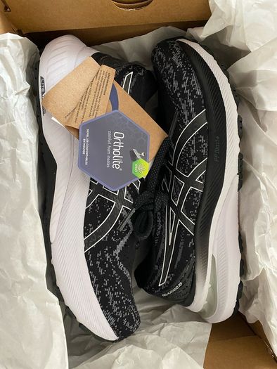 ASICS Gel Kayano 29 - Brand New - Sizes 4 & 4.5 (UK)