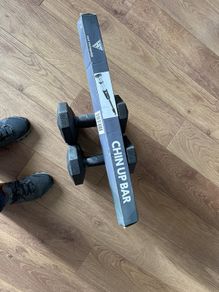 chin up bar