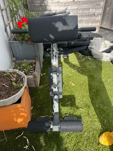 Workout bench