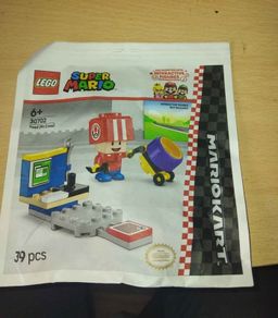 lego super Mario 30702  toad pit crew