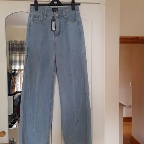 New Jeans From Pretty Little Things