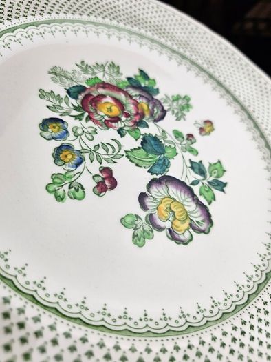 Vintage Masons Ironstone Paynsley Plates - England, 1950s-1970s