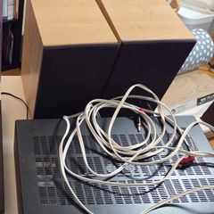 Mordaunt Short speakers, with cables and banana plugs