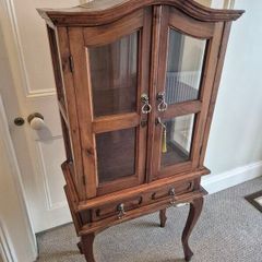 display cabinet