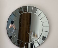 Decorative round mirror